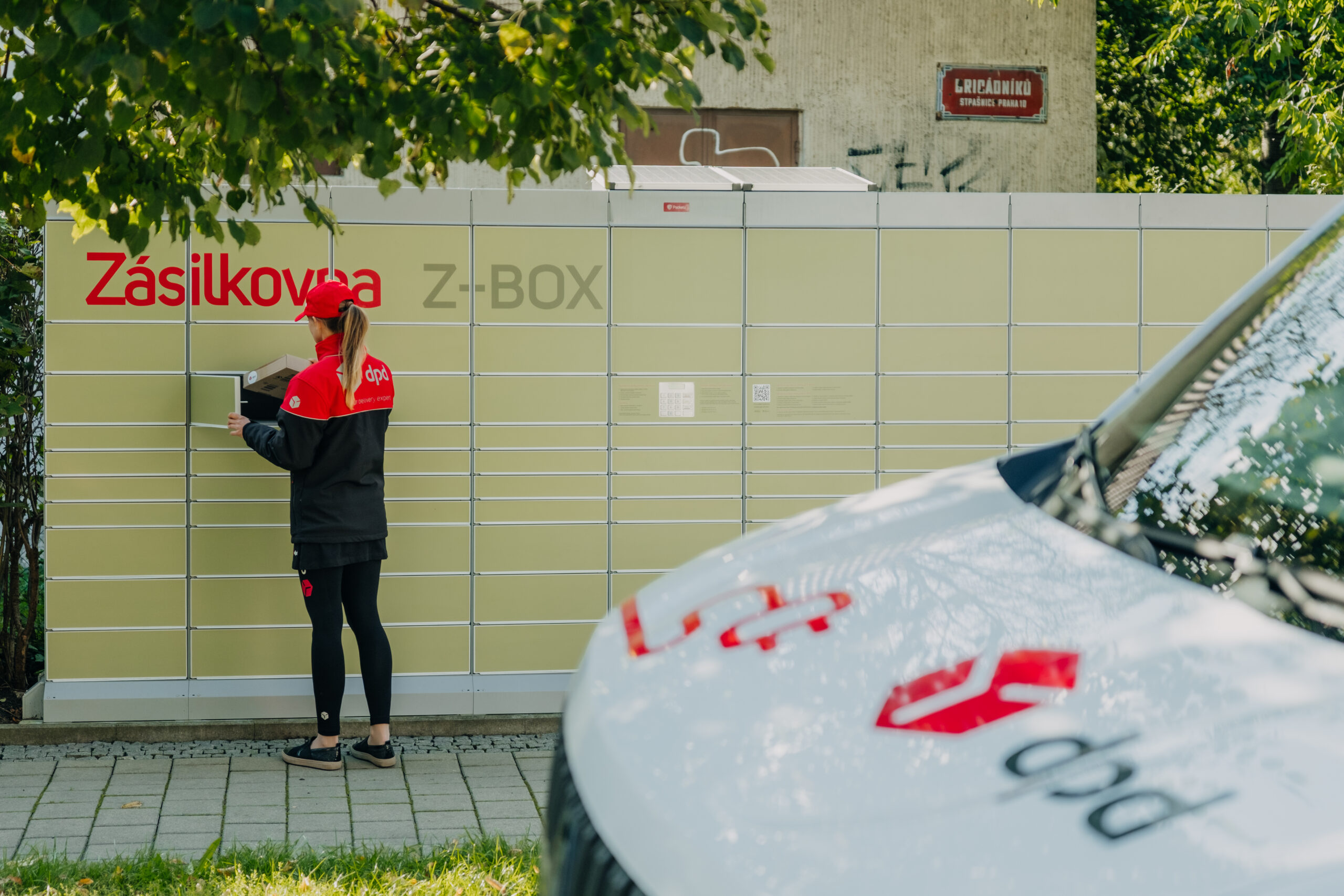 DPD z-box